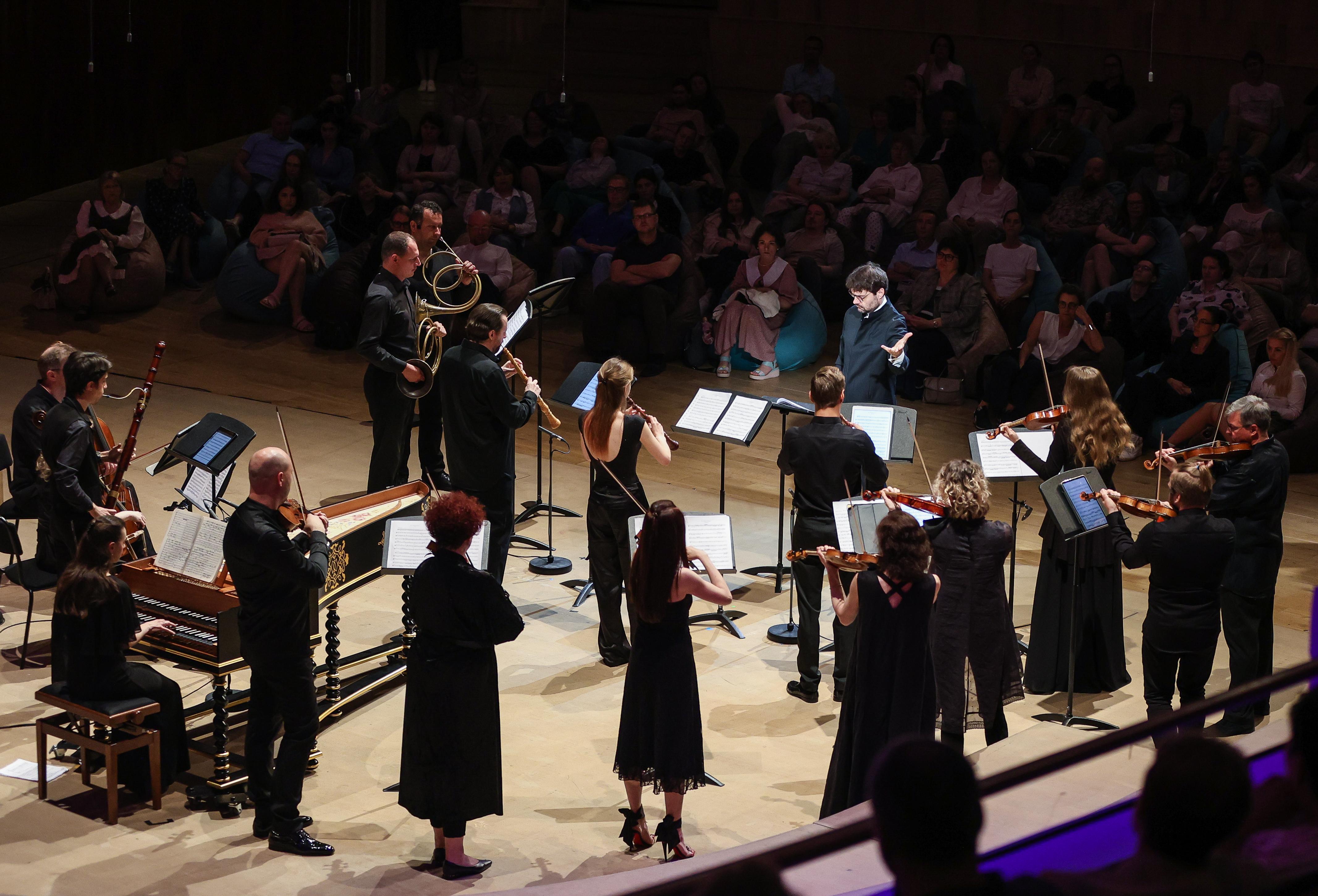 Барочный фестивальный оркестр представили в зале «Зарядье»
