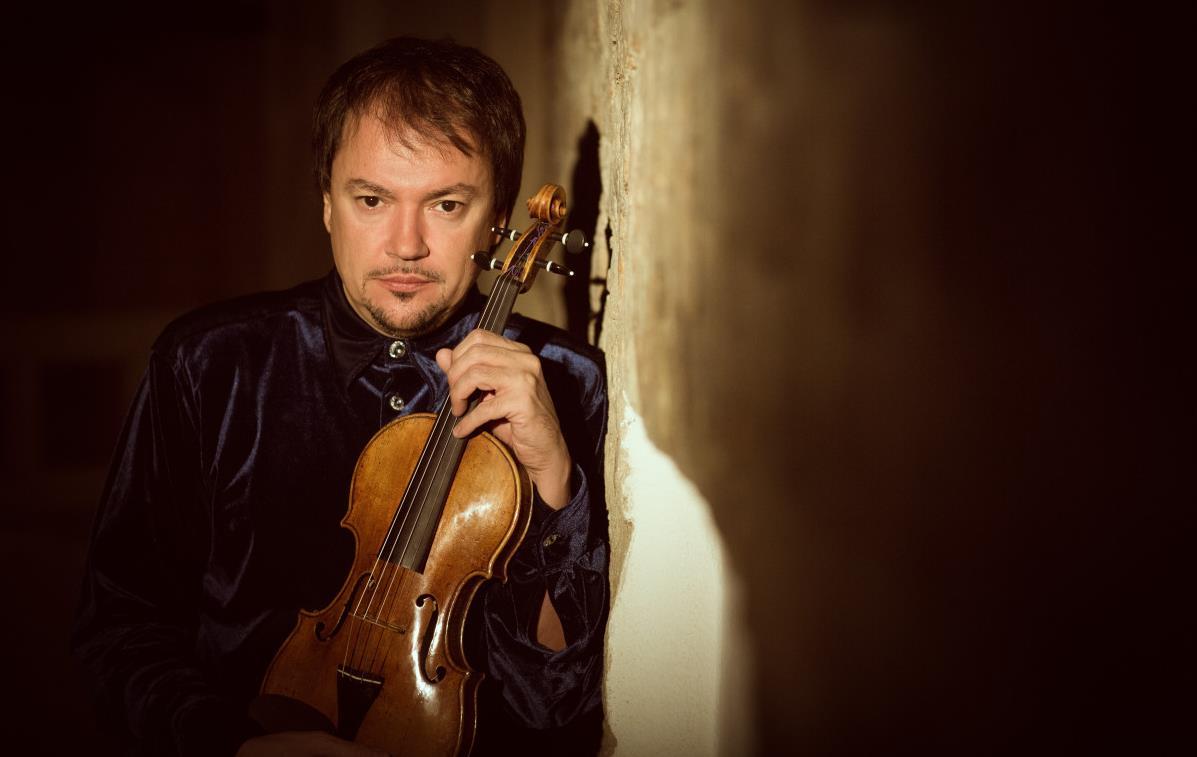 Symphony Orchestra “Evgeny Svetlanov” Conductor – Valentin Uryupin Sergey Krylov, violin