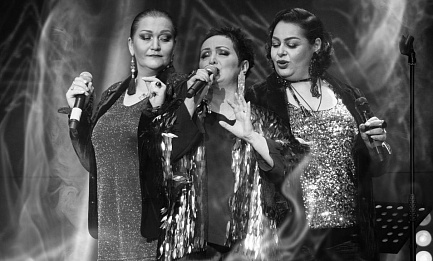 «Три курочки»: Мариам Мерабова, Этери Бериашвили, Катерина Балыкбаева