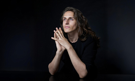 Владимир Вишневский, фортепиано 