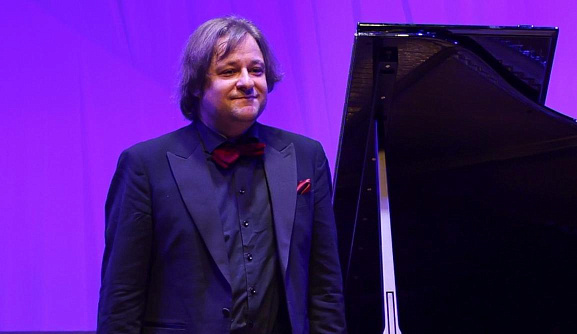 Петр Лаул - Фото