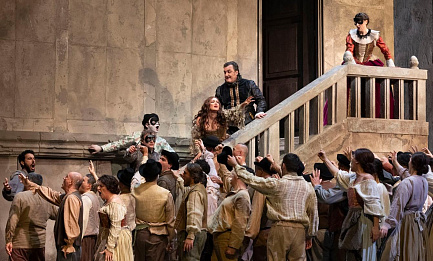 Показ записи оперы «Джоконда» Понкьелли 