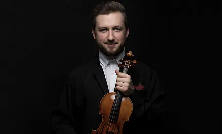 Павел Милюков, скрипка<br>Государственный камерный<br>оркестр «Виртуозы Москвы»&nbsp;<br>Дирижёр — Владимир Спиваков<br>