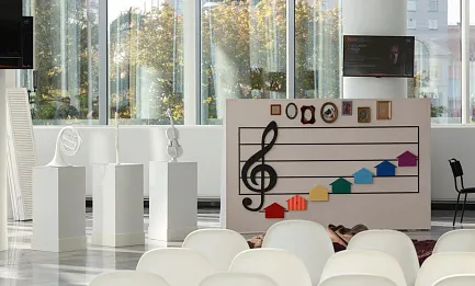 Интерактивный концерт «Кто сказал „дзынь“?». 
Музыкальные расследования тайн оркестра