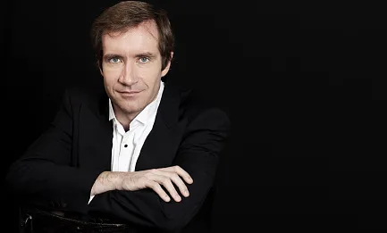 Николай Луганский, фортепиано Академический симфонический оркестр Санкт-Петербургской филармонии Дирижёр — Димитрис Ботинис 