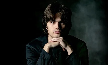 Илья Папоян, фортепиано 